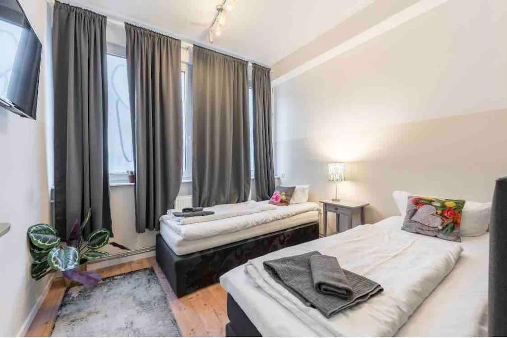 Big Fancy Apartments City Center Berlin Kültér fotó
